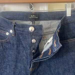 APC selvedge men's petite new standard jeans 32 waist 34 length, great condition